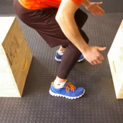 StayLock Tile Bump Top Black 9/16 Inch X 1x1 Ft.